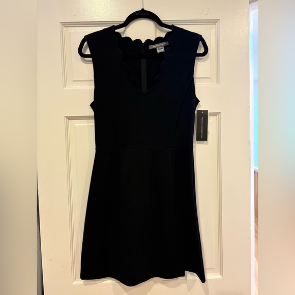 French Connection Black Scallop Mini Dress - Picture 1 of 3
